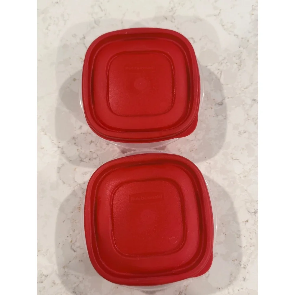 Rubbermaid #7J56 Food/Crafts Storage Container ~ 1.25 Cup ~ Red Lid ~ Set of 2‎